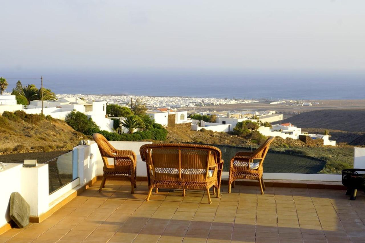 Villa Feliza Güime Exterior foto