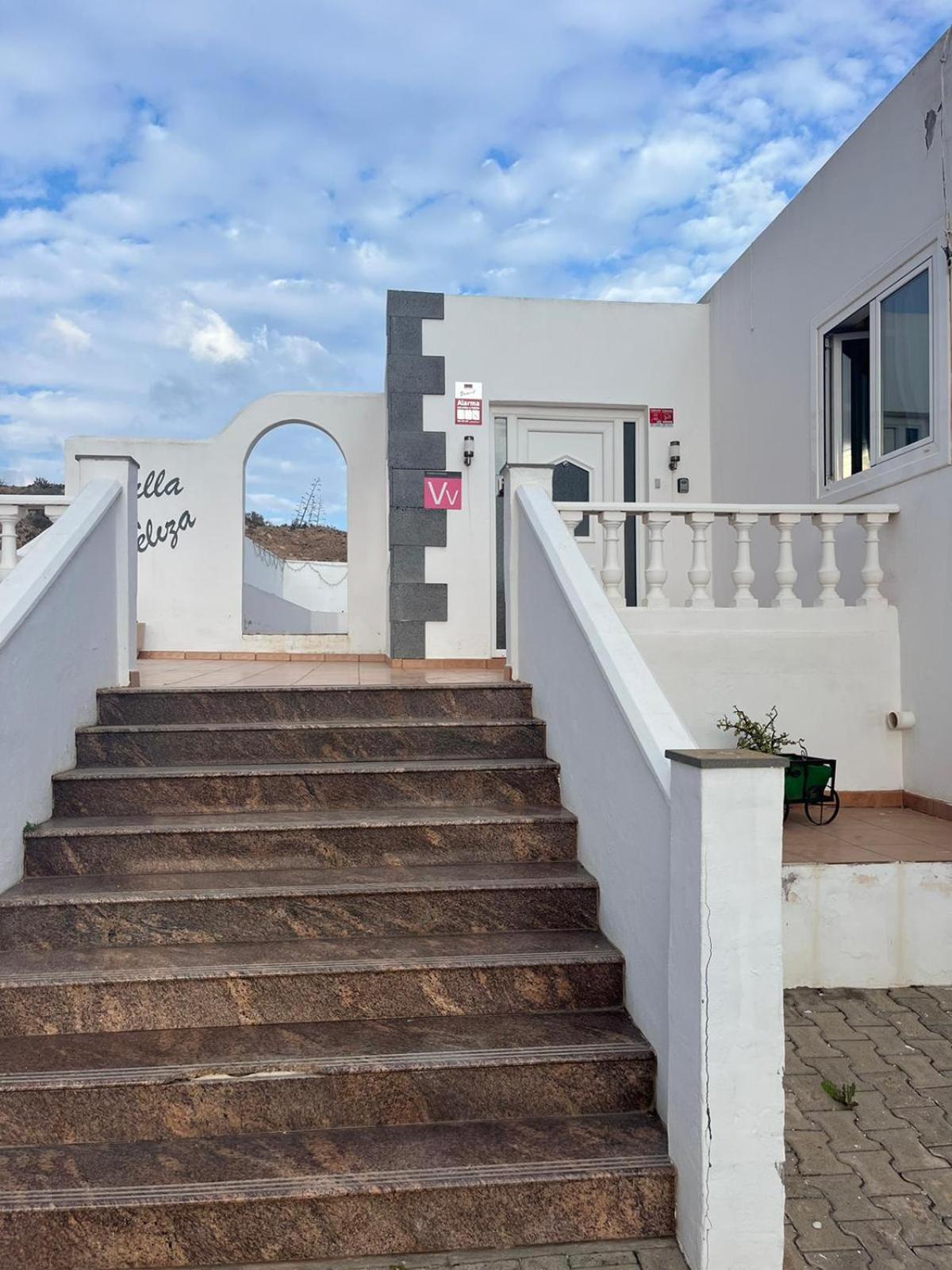 Villa Feliza Güime Exterior foto